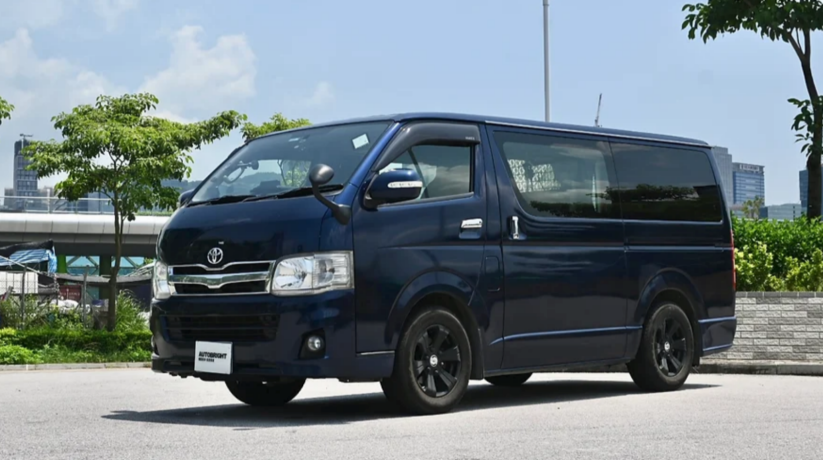 toyota hiace 2011